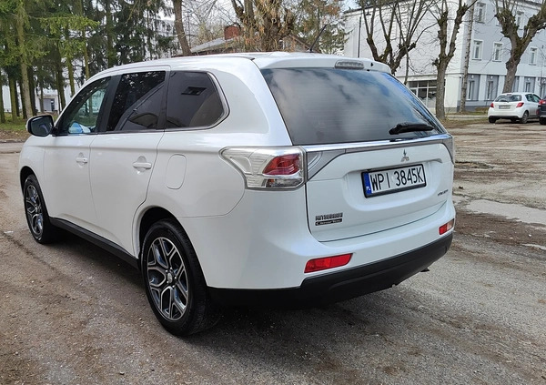 Mitsubishi Outlander cena 52900 przebieg: 141000, rok produkcji 2015 z Racibórz małe 254